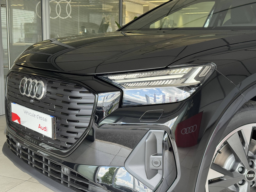 Acheter Audi Q4 Q4 e-tron 45 285 ch 82 kWh S line 5p neuf dans les concessions du Groupe Faurie