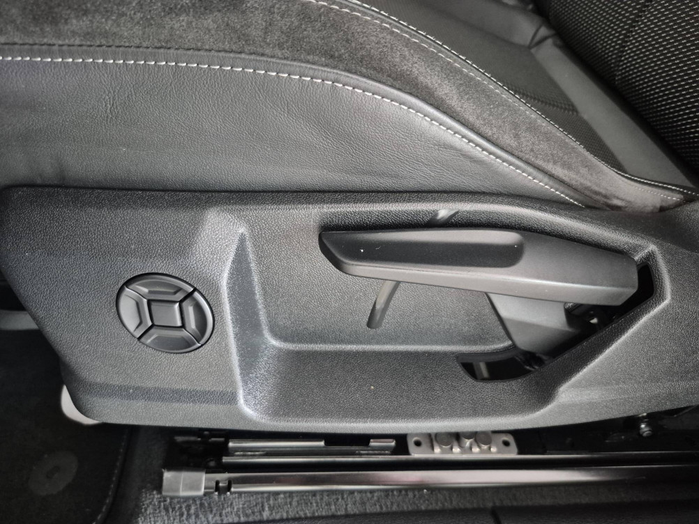 Acheter Audi Q3 Q3 45 TFSIe 245 ch S tronic 6 S line 5p occasion dans les concessions du Groupe Faurie