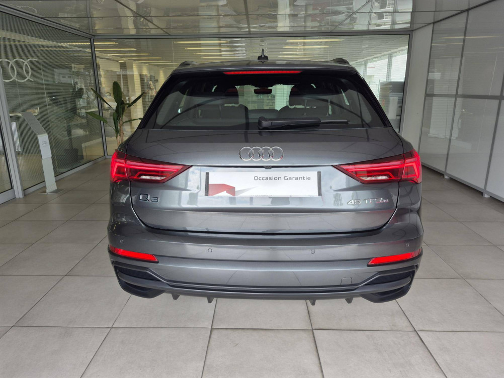Acheter Audi Q3 Q3 45 TFSIe 245 ch S tronic 6 S line 5p occasion dans les concessions du Groupe Faurie