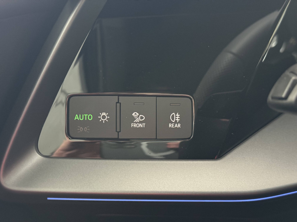 Acheter Audi A3 A3 Allstreet 40 TFSI e Hybride rechargeable 204 S tronic 6 Avus 5p neuf dans les concessions du Groupe Faurie