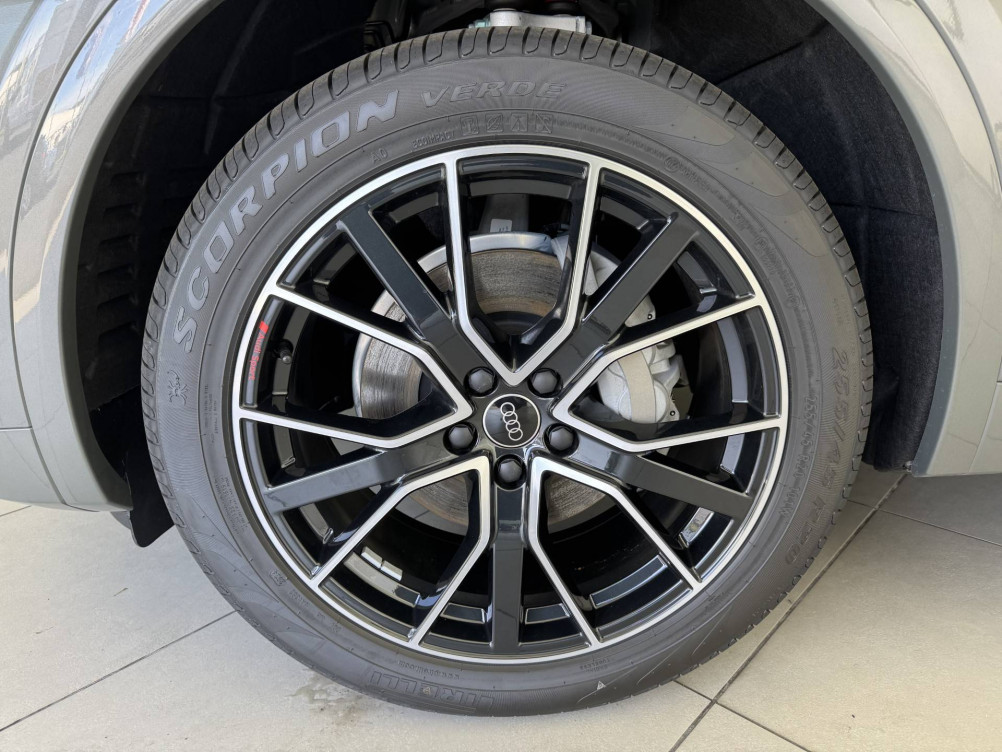 Acheter Audi Q5 Q5 35 TDI 163 S tronic 7 Black Edition 5p neuf dans les concessions du Groupe Faurie