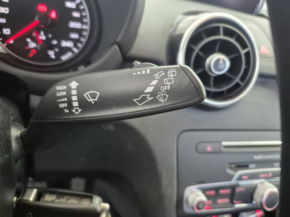 Acheter Audi A1 A1 Sportback 1.0 TFSI ultra 95 Ambiente 5p occasion dans les concessions du Groupe Faurie