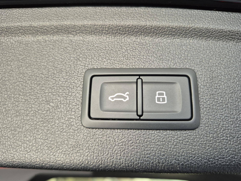 Acheter Audi A3 A3 Sportback 40 TFSI e Hybride rechargeable 204 S tronic 6 S line 5p occasion dans les concessions du Groupe Faurie