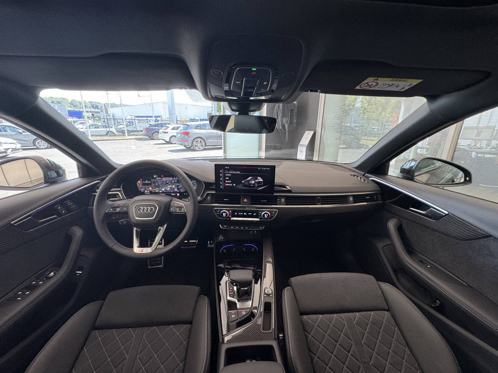 Acheter Audi A4 A4 35 TFSI 150 S tronic 7 Competition 4p neuf dans les concessions du Groupe Faurie