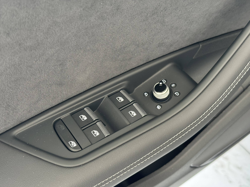 Acheter Audi A4 A4 35 TFSI 150 S tronic 7 Competition 4p neuf dans les concessions du Groupe Faurie