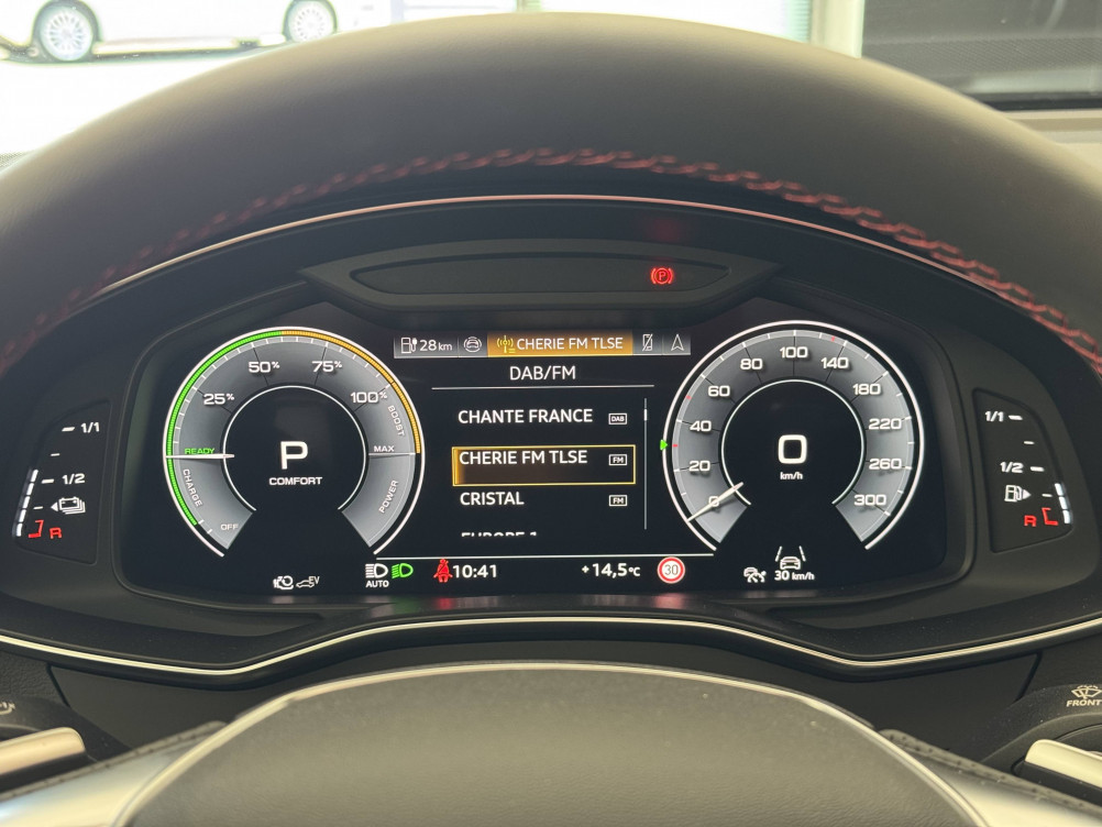 Acheter Audi A6 A6 Avant 55 TFSIe 367 ch S tronic 7 Quattro Competition 5p neuf dans les concessions du Groupe Faurie