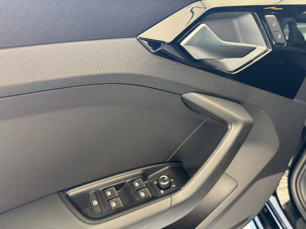 Acheter Audi A1 A1 Sportback 35 TFSI 150 ch S tronic 7 S Line Plus 5p neuf dans les concessions du Groupe Faurie