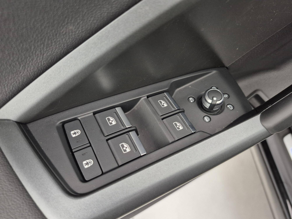 Acheter Audi Q3 Q3 35 TFSI 150 ch S tronic 7 S line 5p occasion dans les concessions du Groupe Faurie