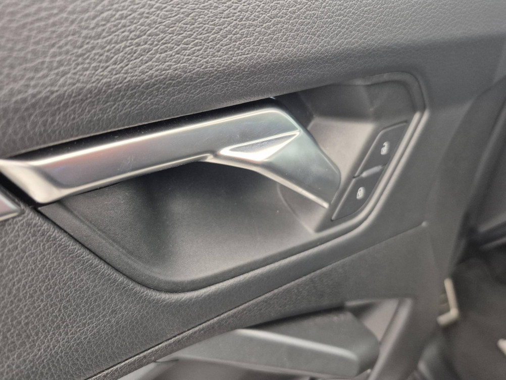 Acheter Audi Q3 Q3 35 TFSI 150 ch S tronic 7 S line 5p occasion dans les concessions du Groupe Faurie