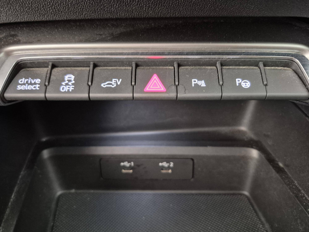 Acheter Audi A3 A3 Sportback 40 TFSIe 204 S tronic 6 Design 5p occasion dans les concessions du Groupe Faurie