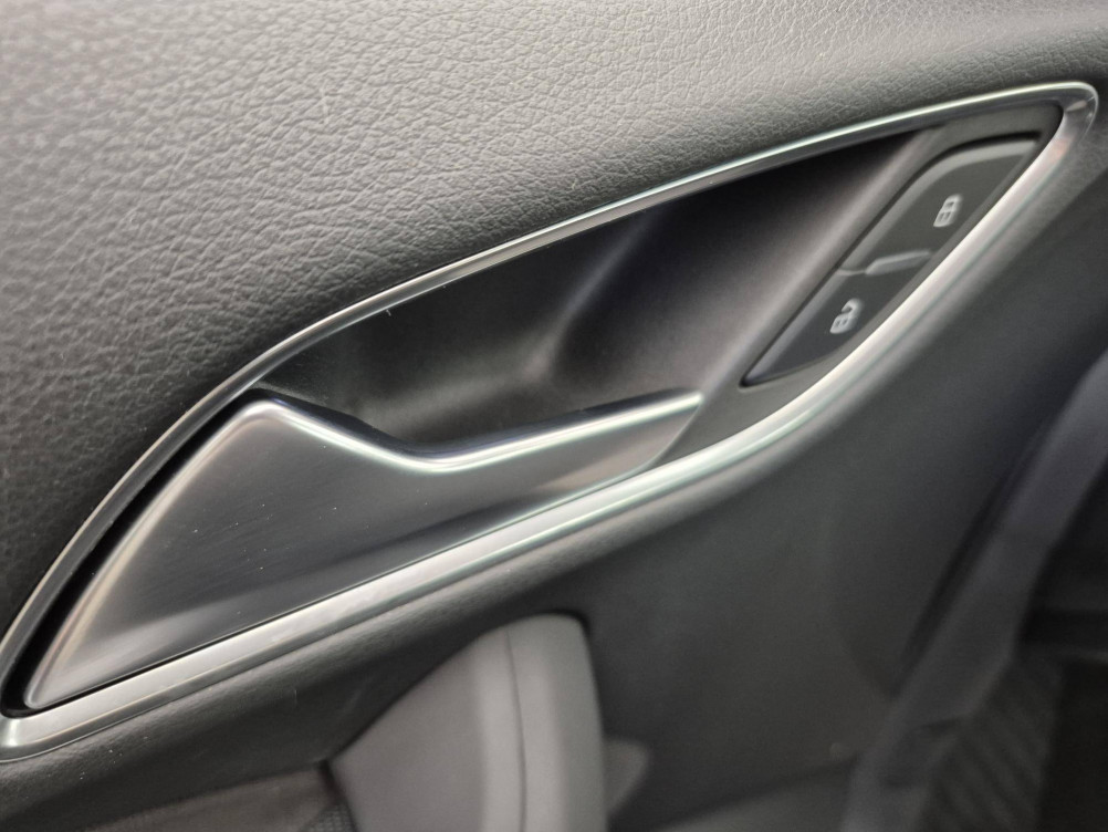 Acheter Audi Q3 Q3 1.4 TFSI COD 150 ch S tronic 6 Ambiente 5p occasion dans les concessions du Groupe Faurie