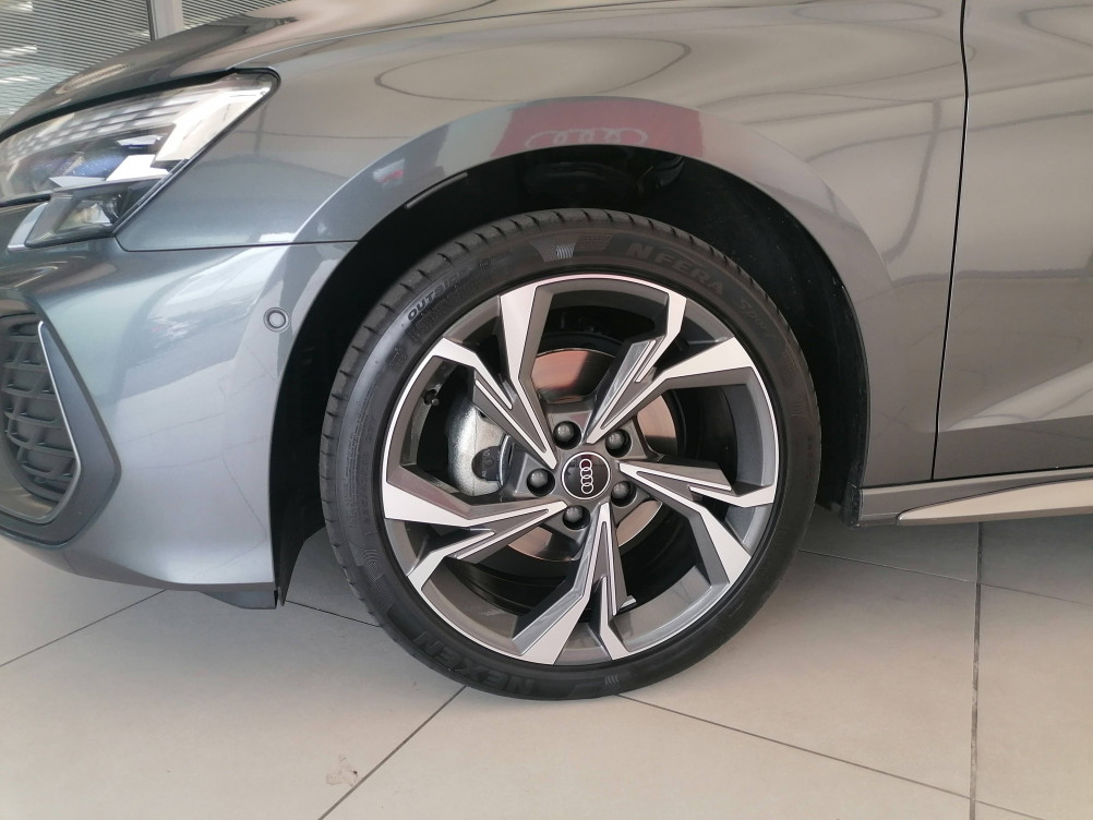 Acheter Audi A3 A3 Sportback TDI 150 S tronic 7 S line 5p occasion dans les concessions du Groupe Faurie