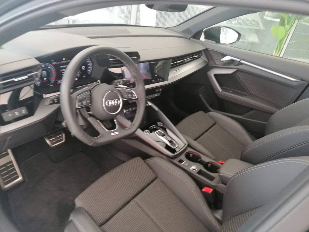 Acheter Audi A3 A3 Sportback TDI 150 S tronic 7 S line 5p occasion dans les concessions du Groupe Faurie