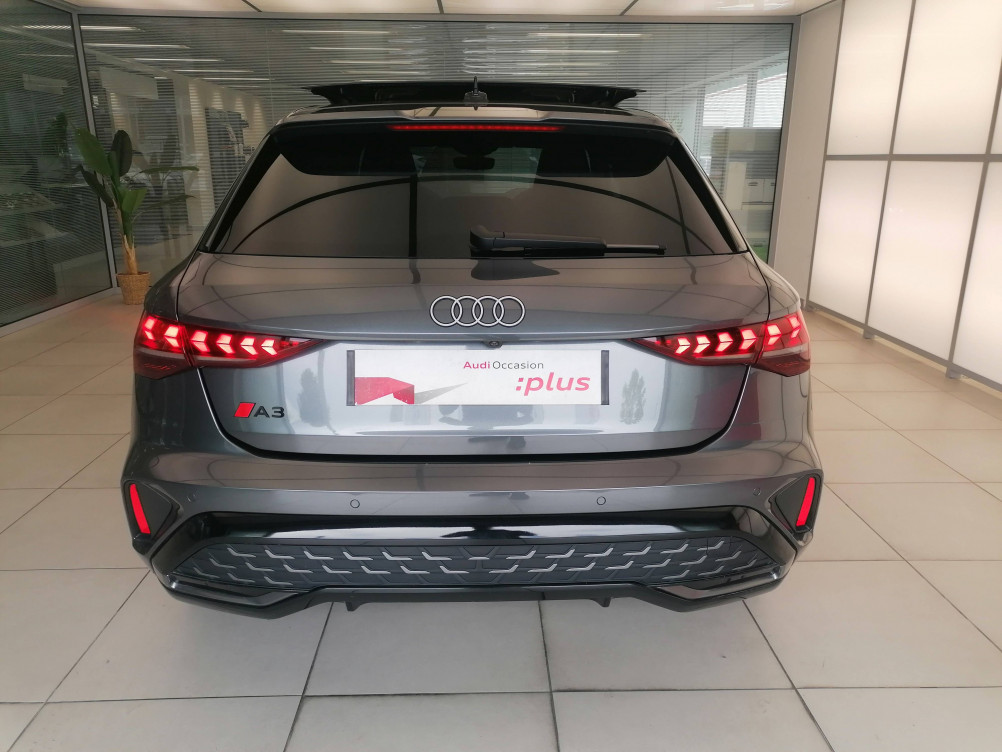 Acheter Audi A3 A3 Sportback TDI 150 S tronic 7 S line 5p occasion dans les concessions du Groupe Faurie