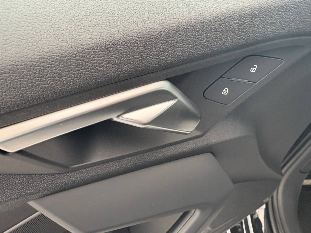 Acheter Audi A3 A3 Sportback TFSI Mild Hybrid 150 S tronic 7 S line 5p occasion dans les concessions du Groupe Faurie