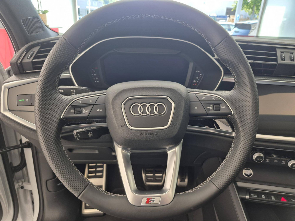 Acheter Audi Q3 Q3 Sportback 35 TFSI 150 ch S tronic 7 S line 5p occasion dans les concessions du Groupe Faurie