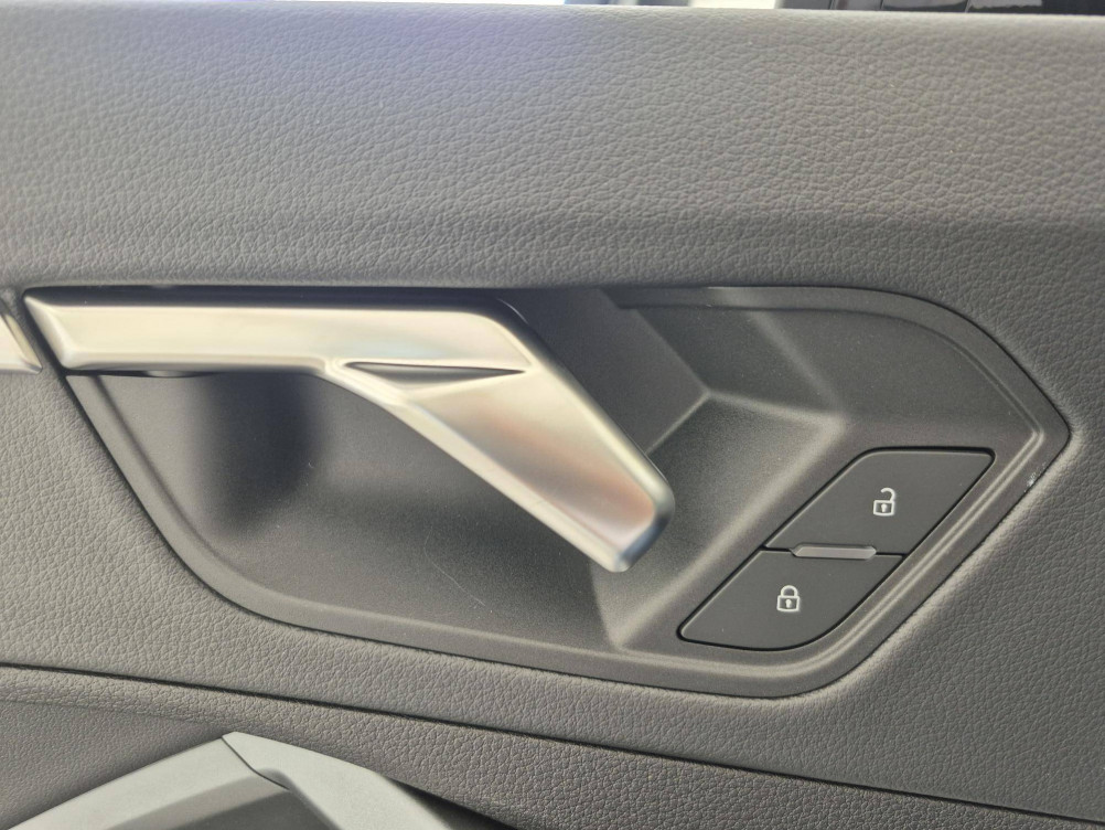 Acheter Audi Q3 Q3 Sportback 35 TFSI 150 ch S tronic 7 S line 5p occasion dans les concessions du Groupe Faurie