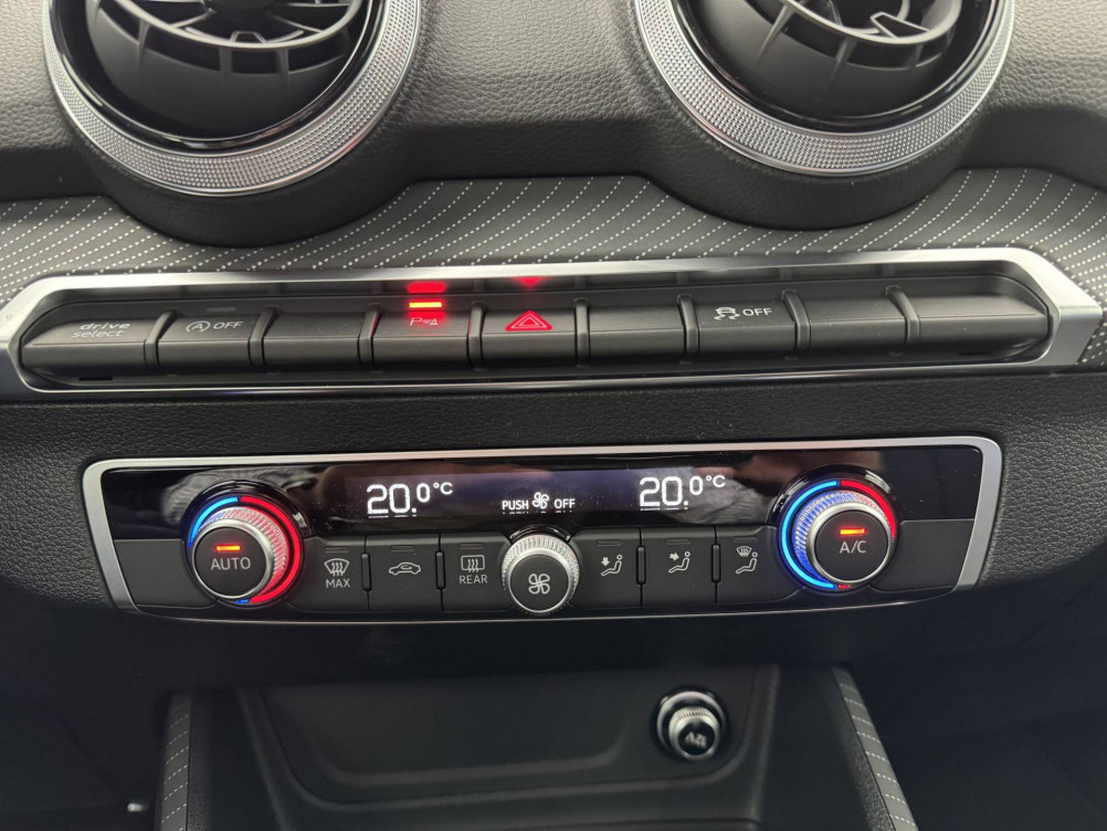 Acheter Audi Q2 Q2 35 TFSI 150 S tronic 7 Black Edition 5p neuf dans les concessions du Groupe Faurie
