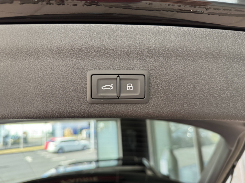 Acheter Audi A6 A6 Avant 55 TFSIe 367 ch S tronic 7 Quattro Competition 5p neuf dans les concessions du Groupe Faurie