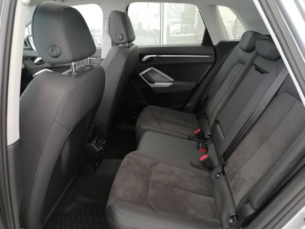 Acheter Audi Q3 Q3 35 TDI 150 ch S tronic 7 Design Luxe 5p occasion dans les concessions du Groupe Faurie