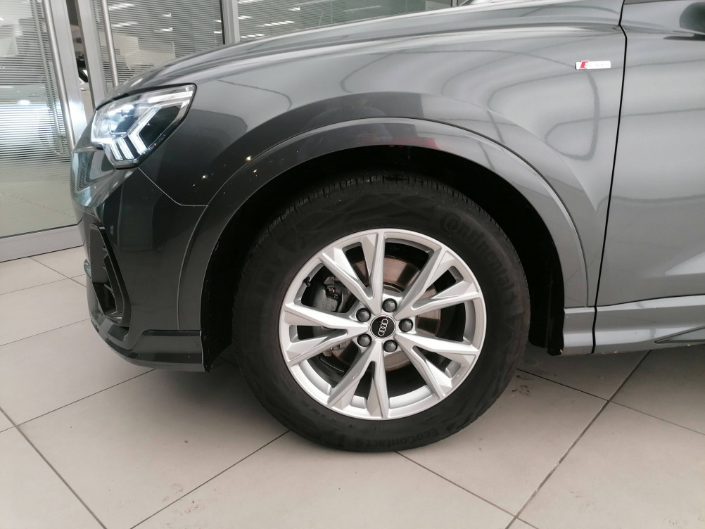 Acheter Audi Q3 Q3 35 TDI 150 ch S tronic 7 S line plus 5p occasion dans les concessions du Groupe Faurie