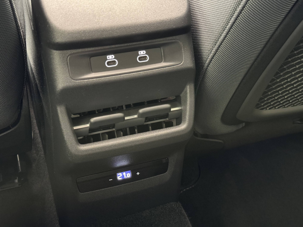 Acheter Audi Q3 Q3 e-hybrid 272 ch S tronic 6 Design 5p neuf dans les concessions du Groupe Faurie