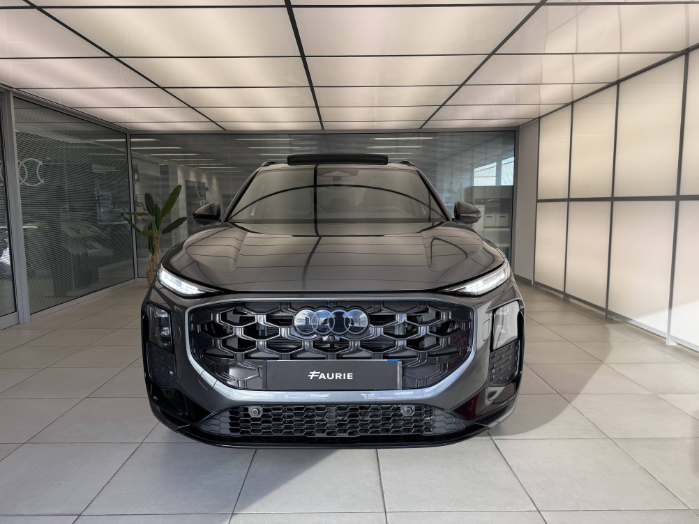 Acheter Audi Q3 Q3 e-hybrid 272 ch S tronic 6 Design 5p neuf dans les concessions du Groupe Faurie