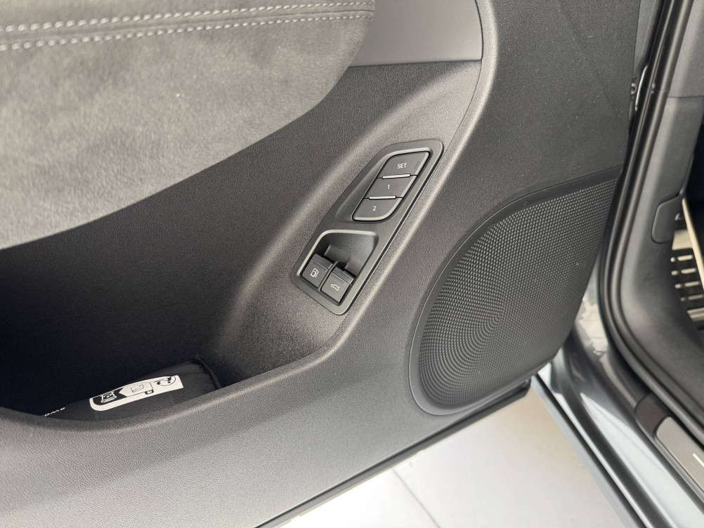 Acheter Audi Q3 Q3 e-hybrid 272 ch S tronic 6 Design 5p neuf dans les concessions du Groupe Faurie