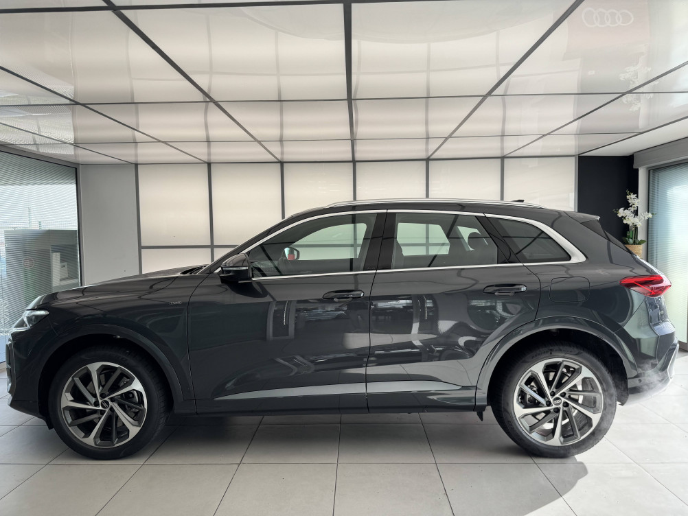 Acheter Audi Q5 Q5 e-hybrid 299 ch S tronic 7 Quattro S line 5p neuf dans les concessions du Groupe Faurie