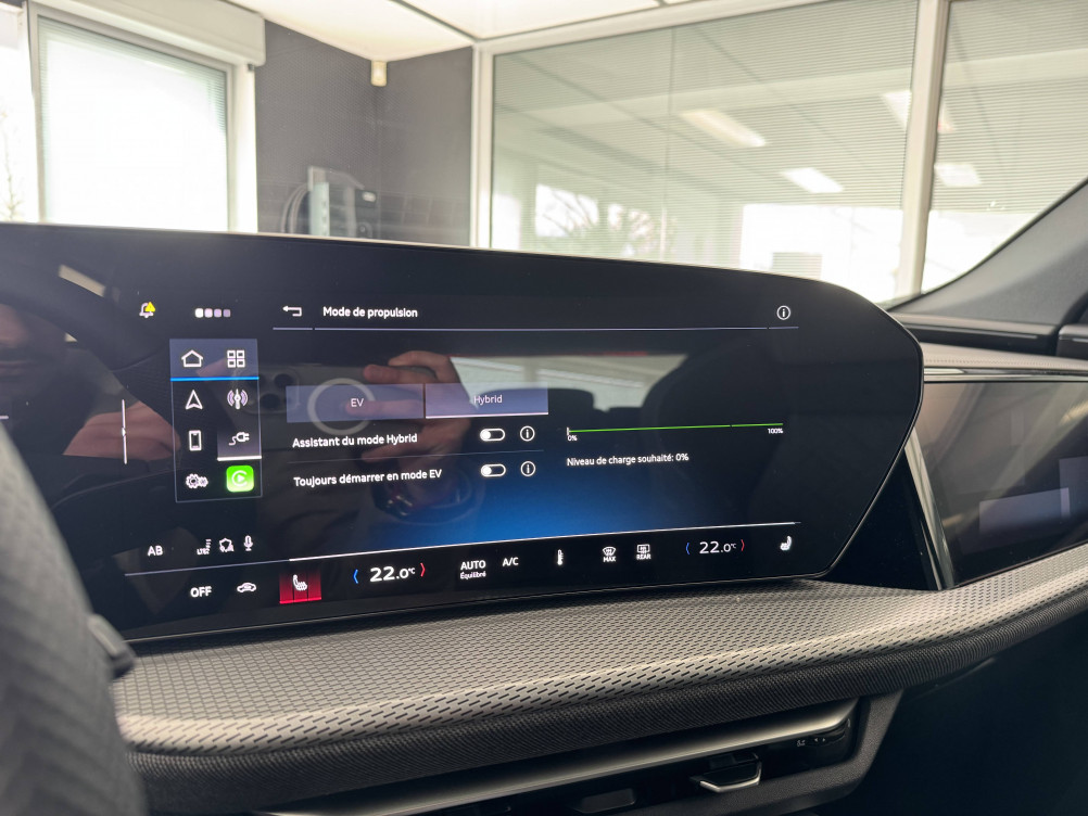 Acheter Audi Q5 Q5 e-hybrid 299 ch S tronic 7 Quattro S line 5p neuf dans les concessions du Groupe Faurie