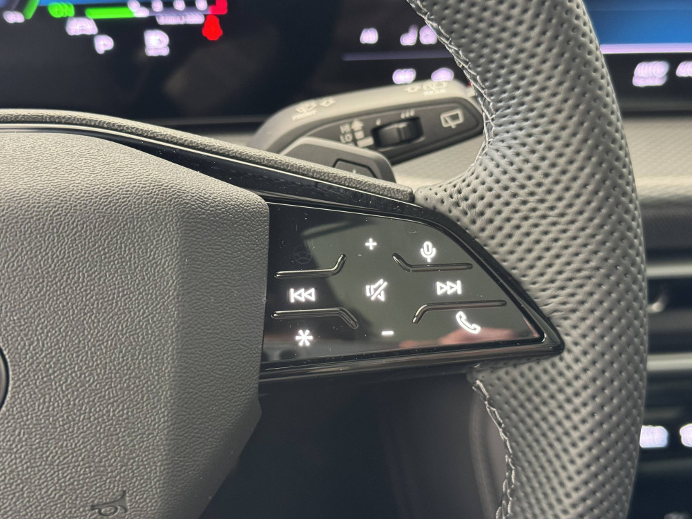 Acheter Audi Q5 Q5 e-hybrid 299 ch S tronic 7 Quattro S line 5p neuf dans les concessions du Groupe Faurie