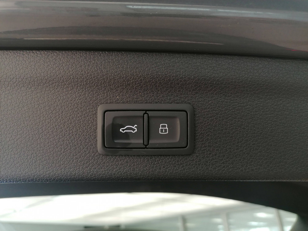 Acheter Audi Q3 Q3 40 TDI 200 ch S tronic 7 Quattro Design Luxe 5p occasion dans les concessions du Groupe Faurie