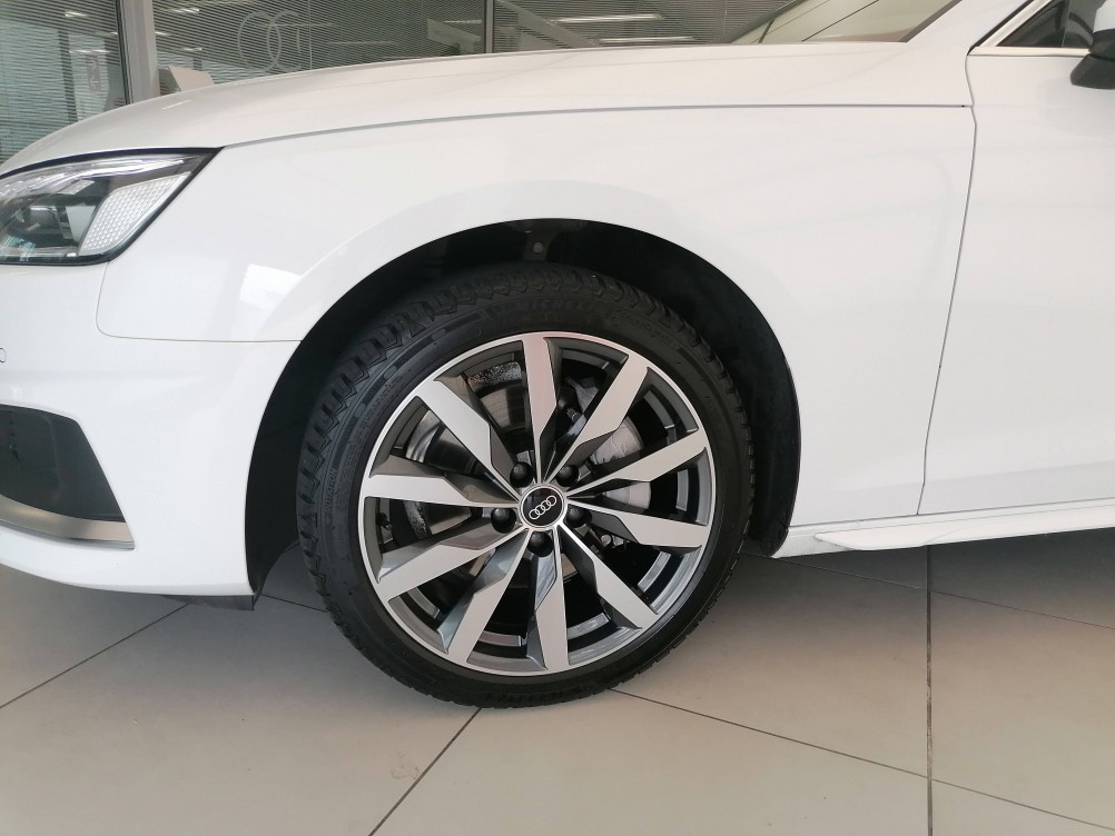 Acheter Audi A4 A4 Avant 40 TDI 204 S tronic 7 Quattro Avus 5p occasion dans les concessions du Groupe Faurie