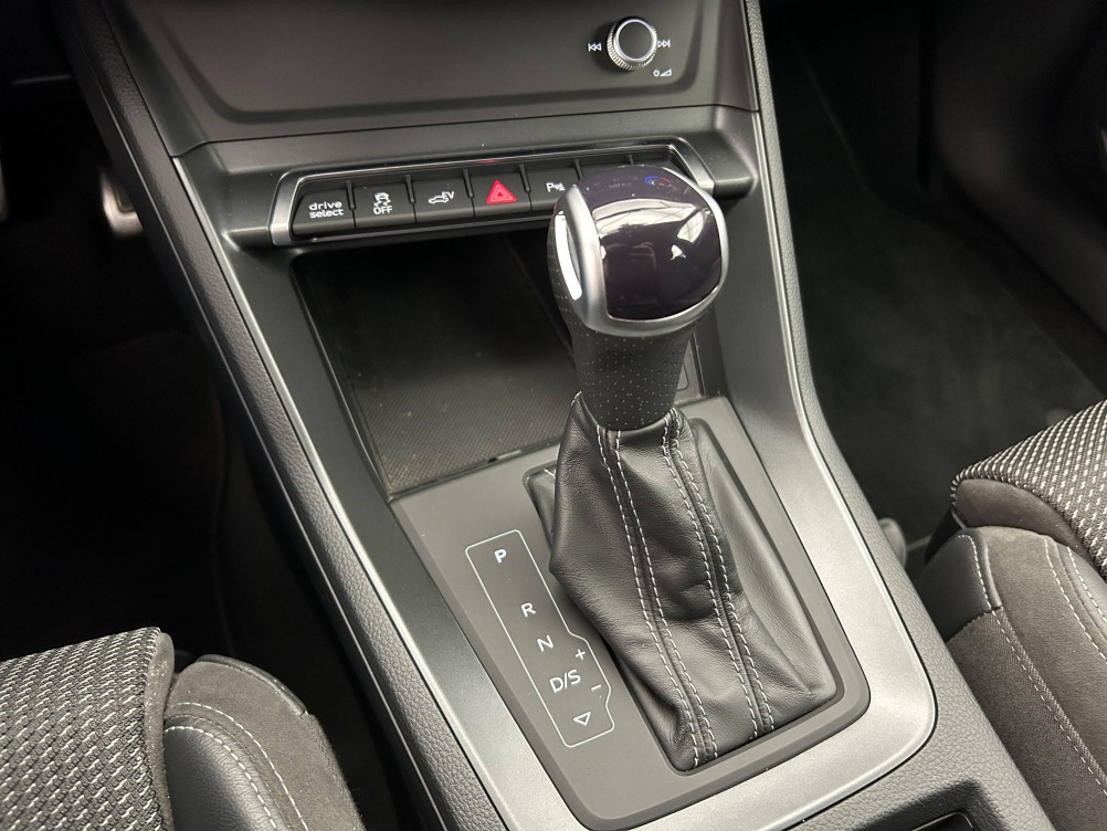 Acheter Audi Q3 Q3 45 TFSIe 245 ch S tronic 6 S line 5p occasion dans les concessions du Groupe Faurie