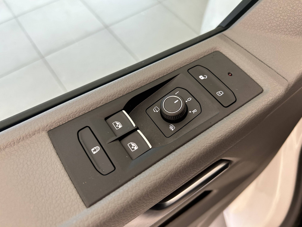 Acheter Volkswagen Transporter TRANSPORTER 6.1 PROCAB L1 2.0 TDI 150 DSG7 4MOTION EDITION 5p occasion dans les concessions du Groupe Faurie