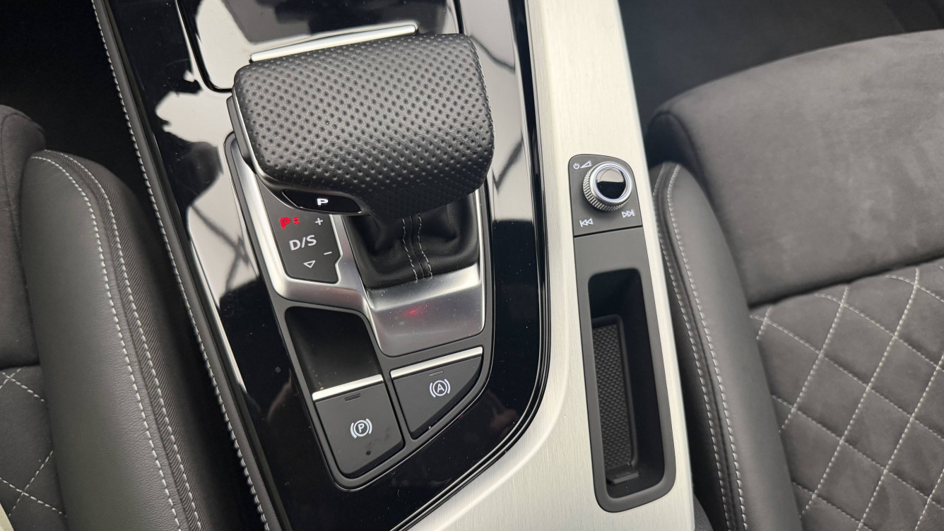 Acheter Audi A4 A4 Avant 35 TDI 163 S tronic 7 S Edition 5p occasion dans les concessions du Groupe Faurie