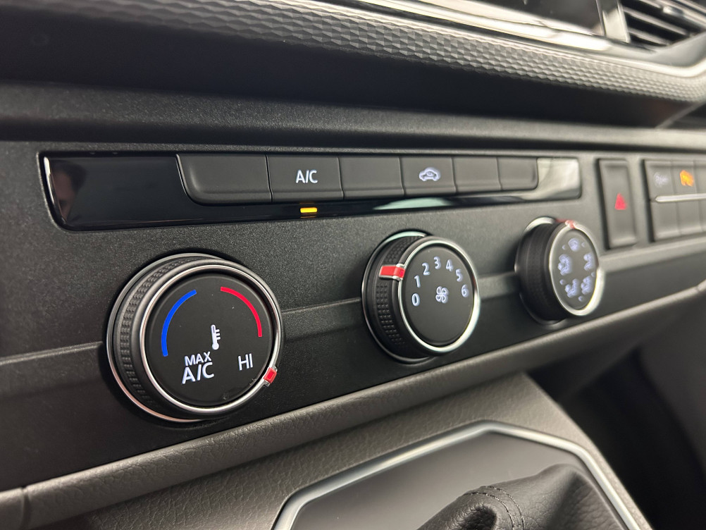 Acheter Volkswagen Transporter TRANSPORTER 6.1 PROCAB L1 2.0 TDI 150 DSG7 4MOTION EDITION 5p occasion dans les concessions du Groupe Faurie