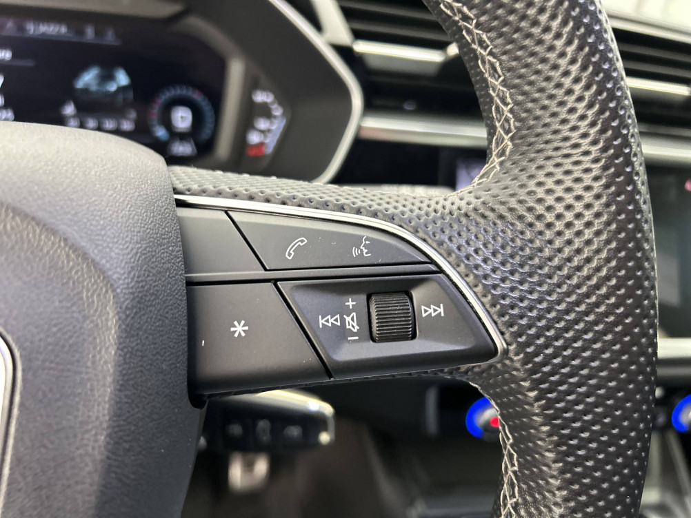 Acheter Audi Q3 Q3 45 TFSIe 245 ch S tronic 6 S line 5p occasion dans les concessions du Groupe Faurie