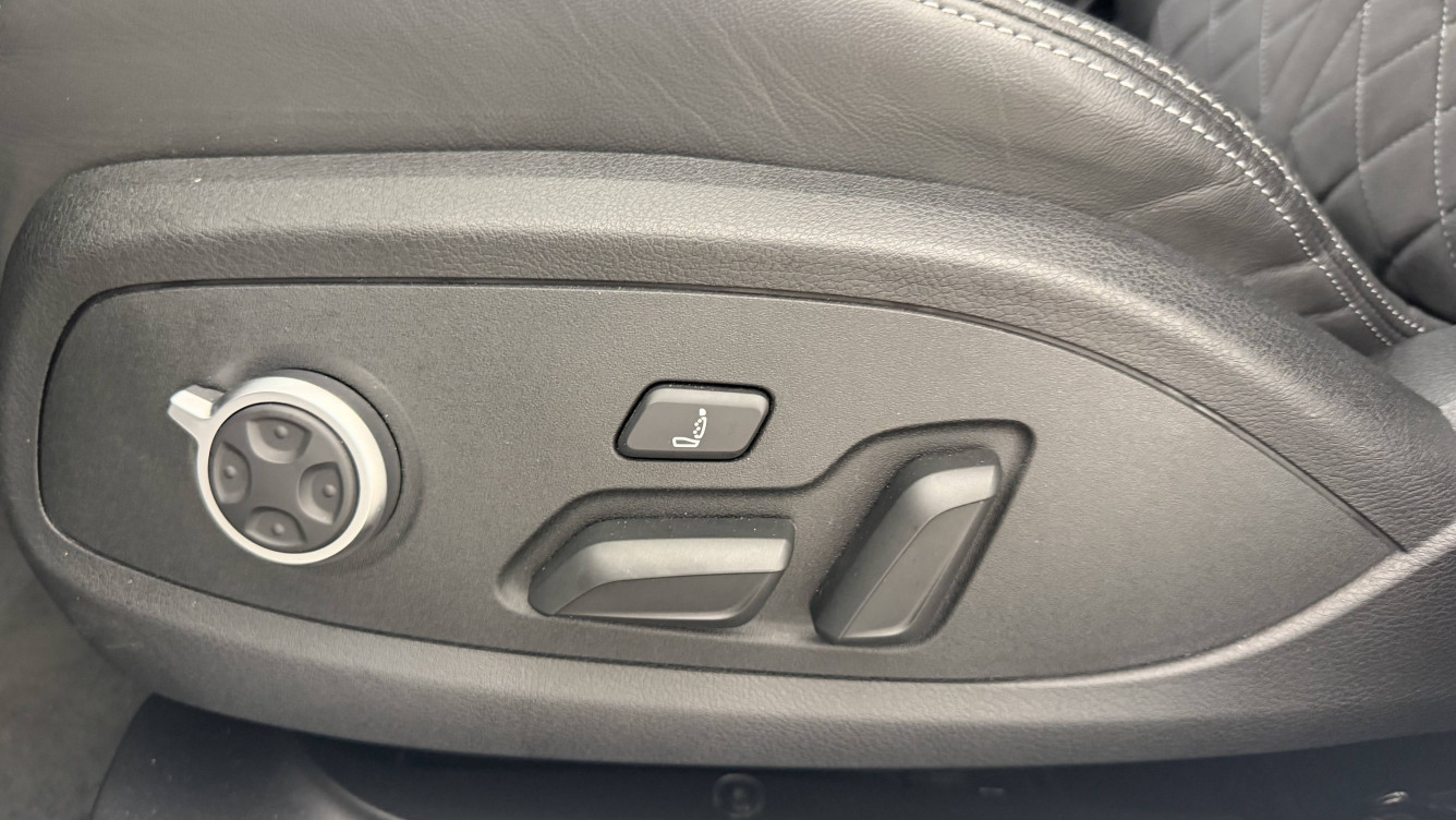 Acheter Audi A4 A4 Avant 35 TDI 163 S tronic 7 S Edition 5p occasion dans les concessions du Groupe Faurie