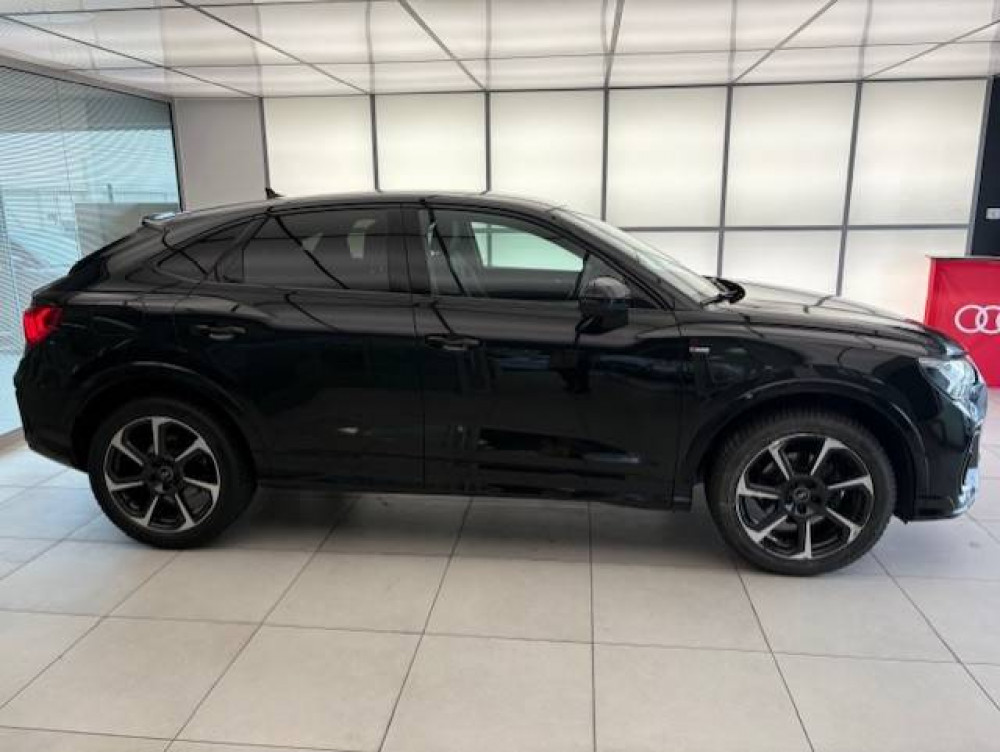 Acheter Audi Q3 Q3 Sportback 35 TDI 150 ch S tronic 7 S line 5p occasion dans les concessions du Groupe Faurie