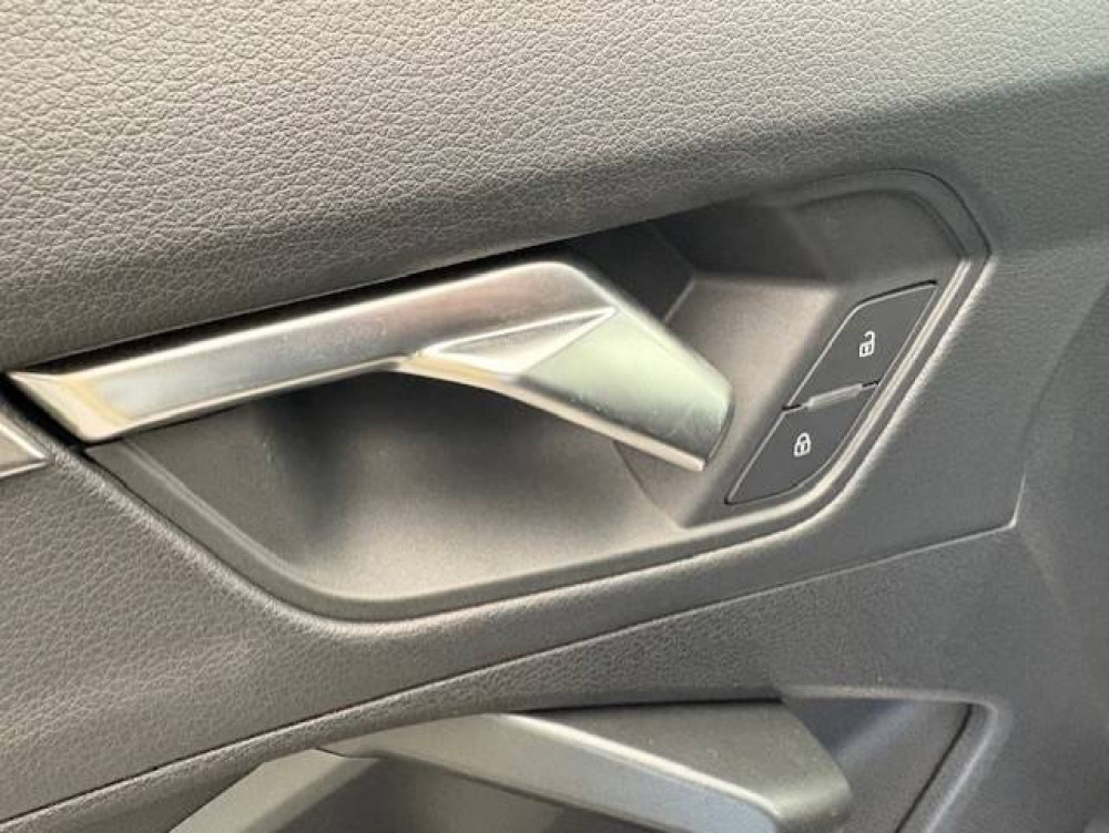 Acheter Audi Q3 Q3 Sportback 35 TDI 150 ch S tronic 7 S line 5p occasion dans les concessions du Groupe Faurie