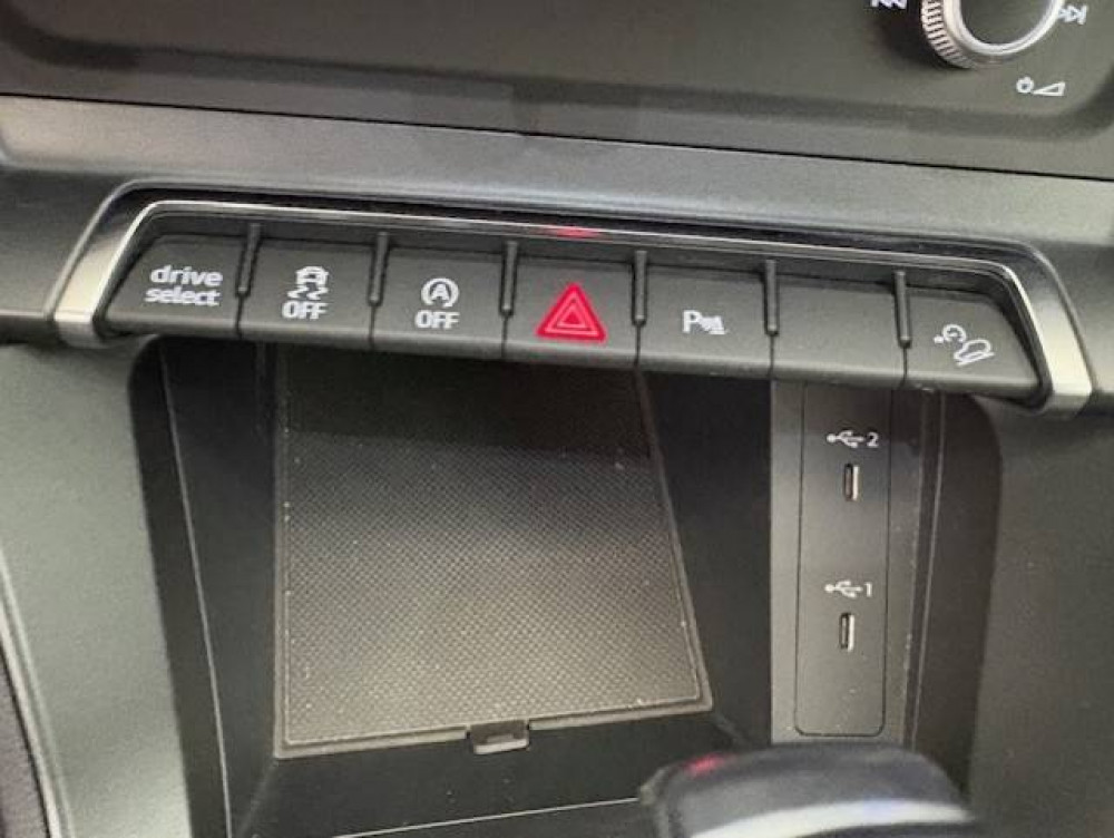 Acheter Audi Q3 Q3 Sportback 35 TDI 150 ch S tronic 7 S line 5p occasion dans les concessions du Groupe Faurie