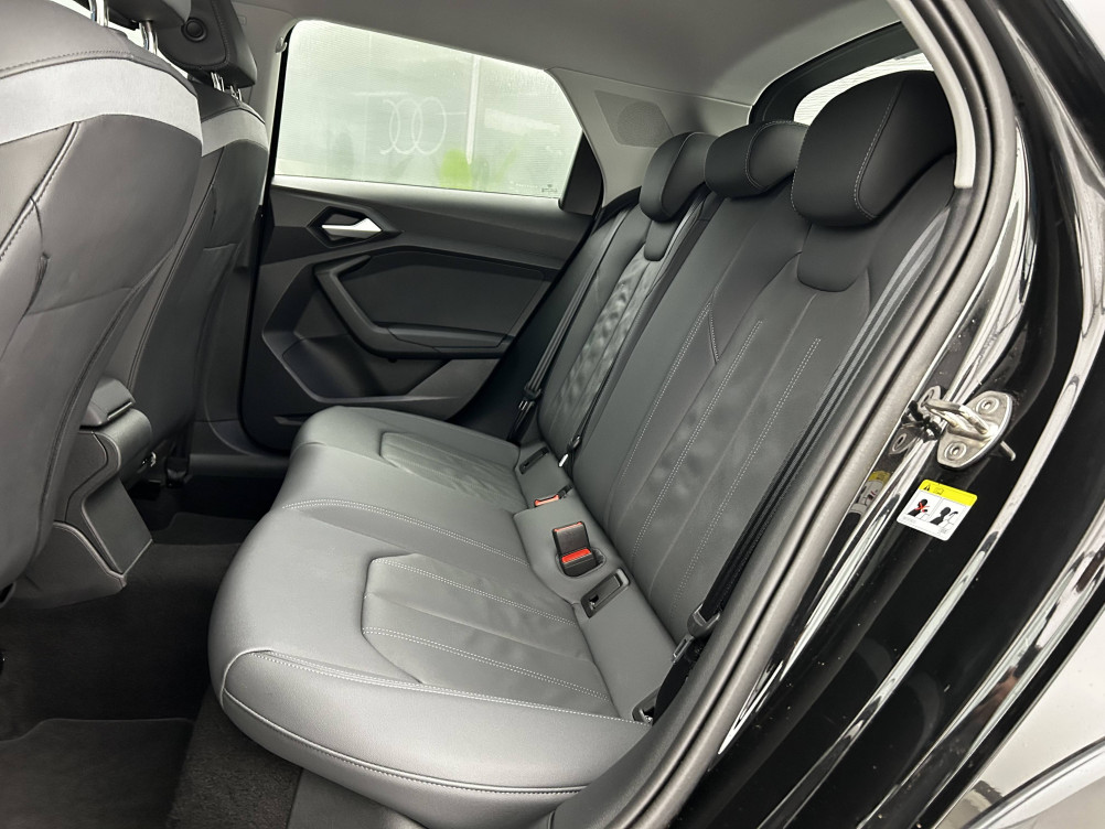 Acheter Audi A1 A1 Allstreet 30 TFSI 110 ch BVM6 Design Luxe 5p occasion dans les concessions du Groupe Faurie