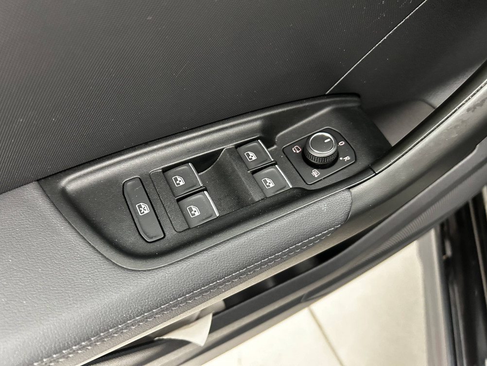 Acheter Audi A1 A1 Allstreet 30 TFSI 110 ch BVM6 Design Luxe 5p occasion dans les concessions du Groupe Faurie