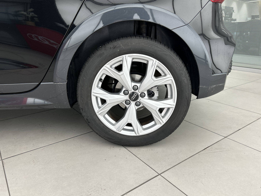 Acheter Audi A1 A1 Allstreet 30 TFSI 110 ch BVM6 Design Luxe 5p occasion dans les concessions du Groupe Faurie