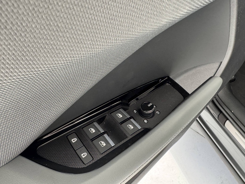 Acheter Audi Q3 Q3 Sportback e-hybrid 272 ch S tronic 6 S line 5p neuf dans les concessions du Groupe Faurie