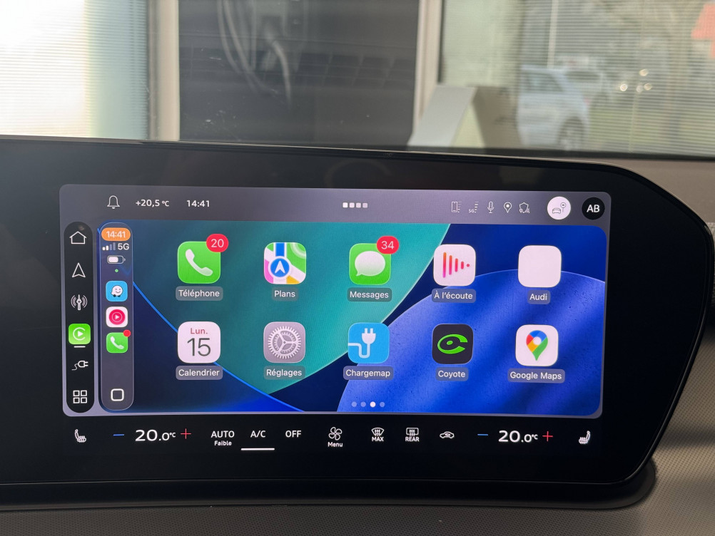 Acheter Audi Q3 Q3 Sportback e-hybrid 272 ch S tronic 6 S line 5p neuf dans les concessions du Groupe Faurie