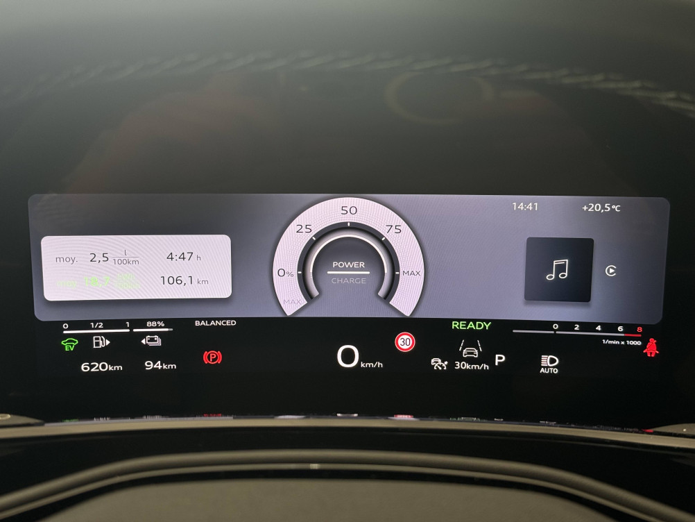 Acheter Audi Q3 Q3 Sportback e-hybrid 272 ch S tronic 6 S line 5p neuf dans les concessions du Groupe Faurie