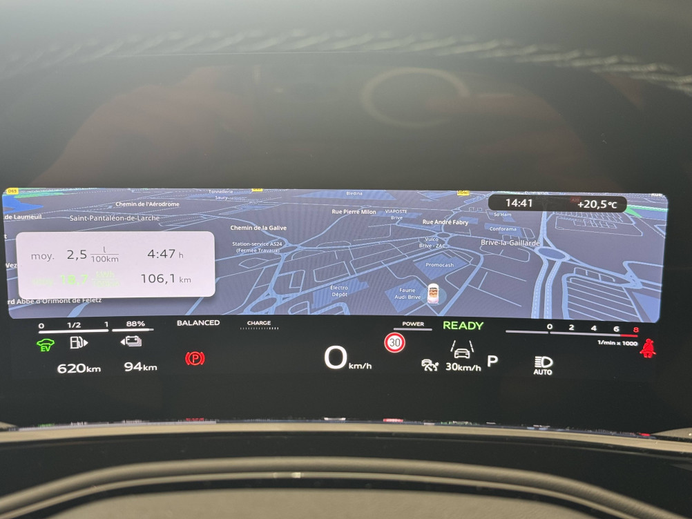 Acheter Audi Q3 Q3 Sportback e-hybrid 272 ch S tronic 6 S line 5p neuf dans les concessions du Groupe Faurie