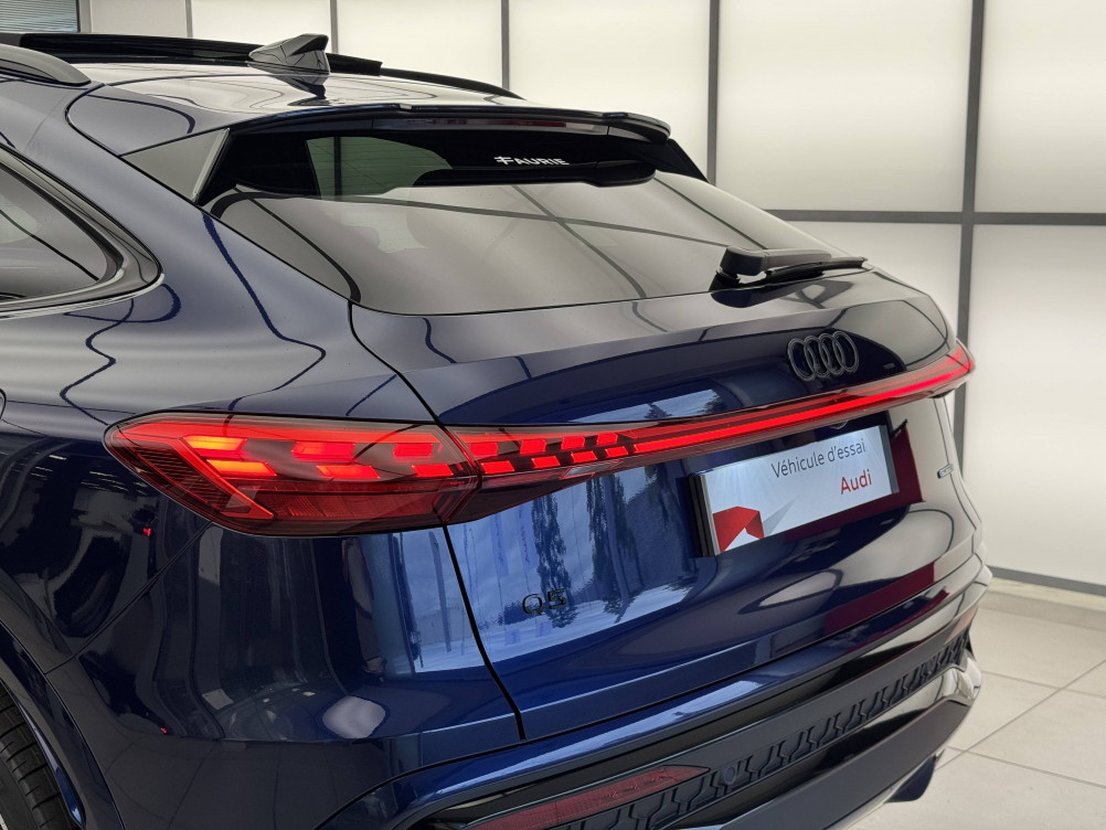 Acheter Audi Q5 Q5 Sportback e-hybrid 299 ch S tronic 7 Quattro S line 5p neuf dans les concessions du Groupe Faurie